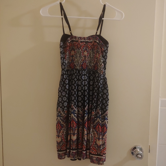 Dress - Picture 2 of 4